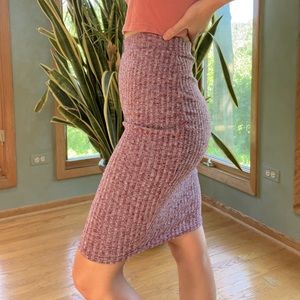 Pink, cotton, pencil skirt. Form fitting. Size: small.